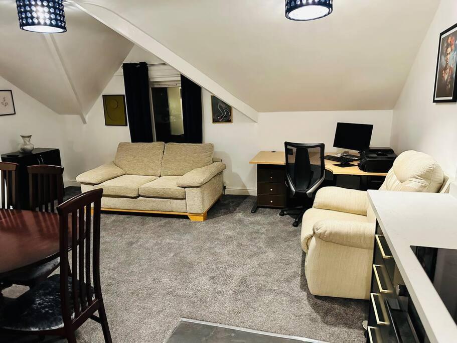 1 Luxe Exec Bedroom Apt Derby Zewnętrze zdjęcie